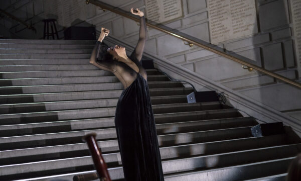 Julia Bullock Julia Bullock performs "Perle Noire: Meditations for Josephine" in The Great Hall at the Metropolitan Museum of Art on January 16, 2019.
Julia Bullock, soprano
International Contemporary Ensemble (ICE)
Conceived by Peter Sellars
Tyshawn Sorey, composer, percussion, and piano
Zack Winokur, director
Claudia Rankine, text
Michael Schumacher, choreographer
Mark Grey, sound design
John Torres, lighting design
Credit: Stephanie Berger.